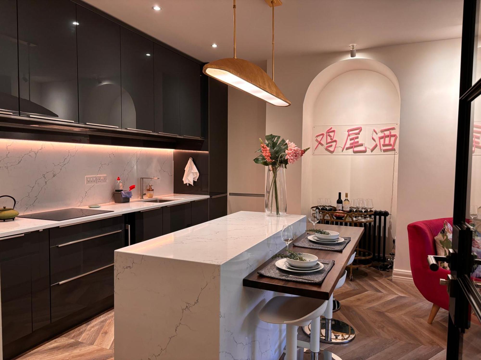 Luxurious 2 Bedroom Apartment With Sea View In Monkstown Blackrock  Zewnętrze zdjęcie